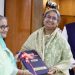 প্রধানমন্ত্রীর কাছে হস্তান্তর এইচএসসির ফল