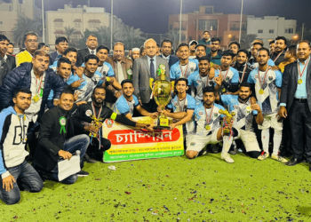 কুয়েতে জাকজমকভাবে শেষ হলো এম্বাসি কাপ ফুটবল টূর্নামেন্ট