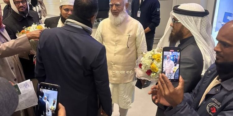 কুয়েতে এসে পৌঁছেছেন জামায়াতে আমীর ডা. শফিকুর রহমান