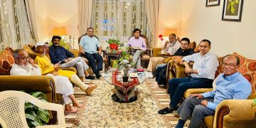 রমজানের  উৎসবই যেন বিভিন্ন মসজিদে সালাত আদায়